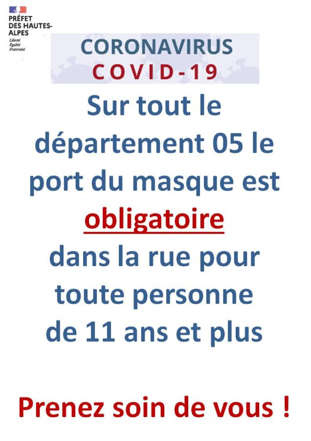 Port du masque obligatoire dans la rue
